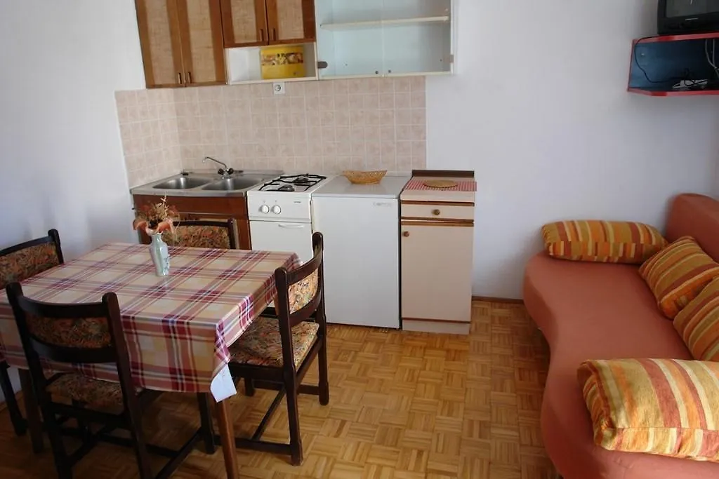 Beautiful Apartment In Crikvenica With Kitchen
