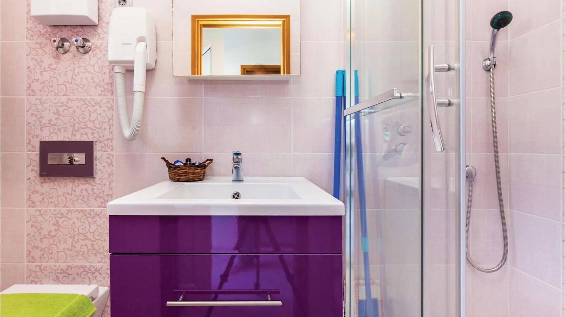 Beautiful Apartment In Crikvenica With Kitchen