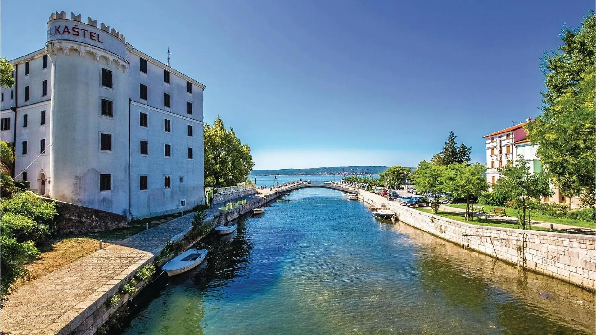 Beautiful Apartment In Crikvenica With Kitchen