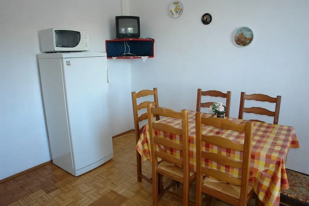 Beautiful Apartment In Crikvenica With Kitchen